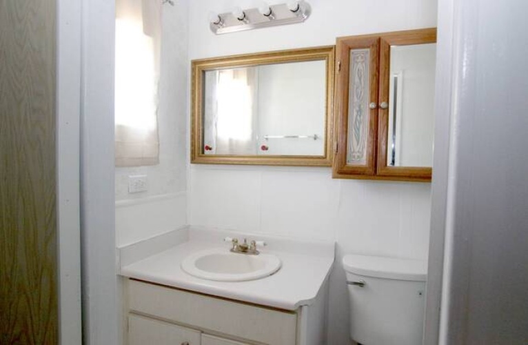 2304 York Dr, Sarasota, Florida 34238, 2 Bedrooms Bedrooms, ,2 BathroomsBathrooms,Mobile/manufactured,For Sale,York Dr,11600360