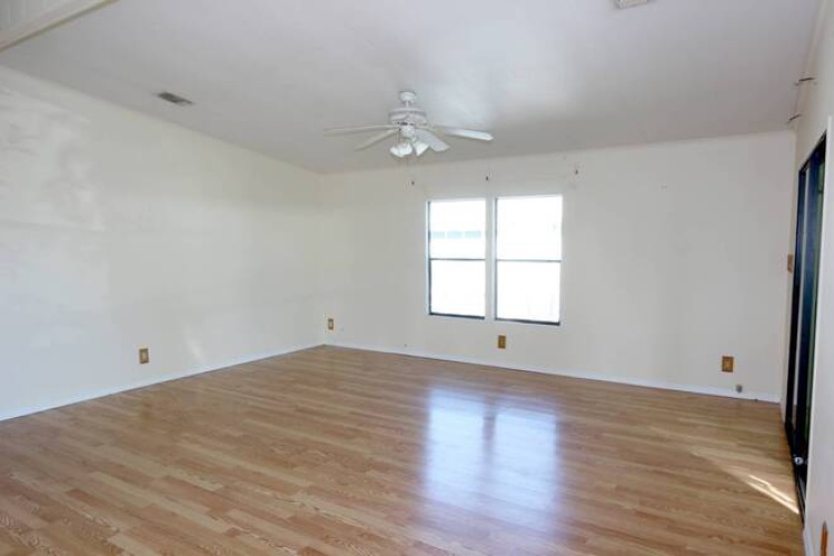 5935 Camelot Dr N, Sarasota, Florida 34233, 2 Bedrooms Bedrooms, ,2 BathroomsBathrooms,Mobile/manufactured,For Sale,Camelot Dr N,11601074