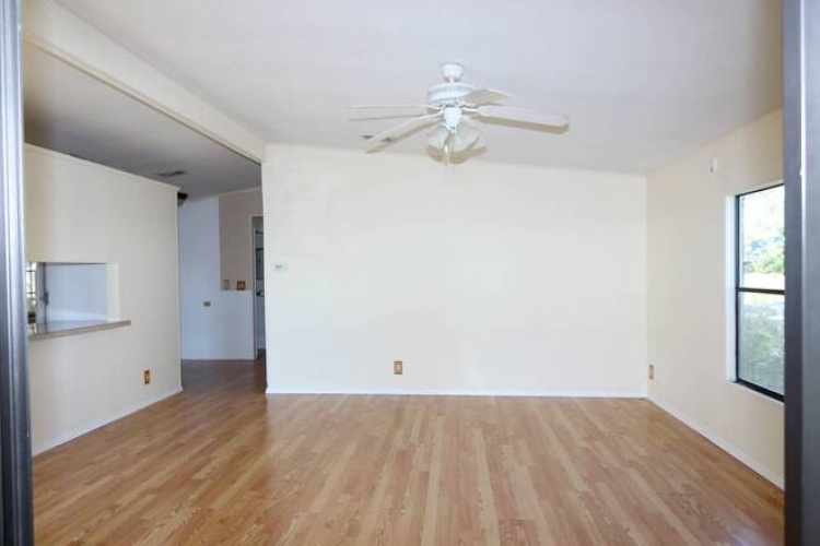 5935 Camelot Dr N, Sarasota, Florida 34233, 2 Bedrooms Bedrooms, ,2 BathroomsBathrooms,Mobile/manufactured,For Sale,Camelot Dr N,11601074