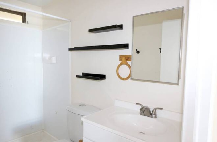 5935 Camelot Dr N, Sarasota, Florida 34233, 2 Bedrooms Bedrooms, ,2 BathroomsBathrooms,Mobile/manufactured,For Sale,Camelot Dr N,11601074