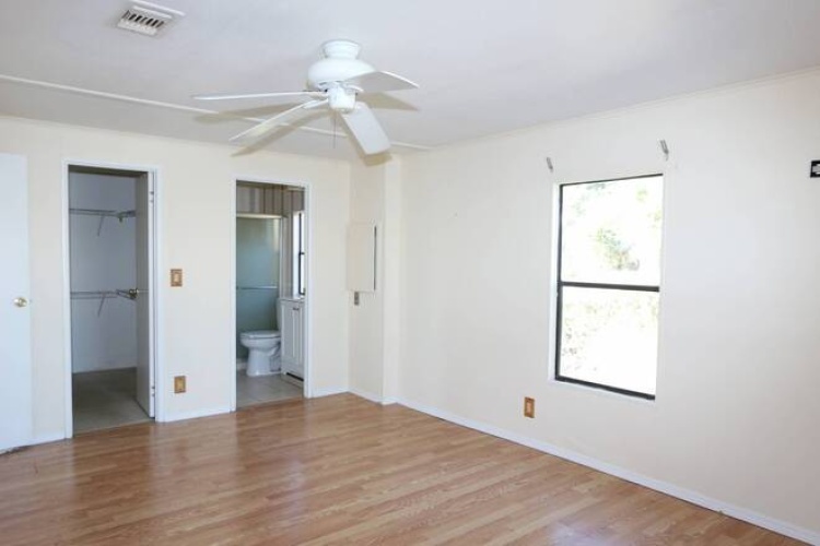 5935 Camelot Dr N, Sarasota, Florida 34233, 2 Bedrooms Bedrooms, ,2 BathroomsBathrooms,Mobile/manufactured,For Sale,Camelot Dr N,11601074