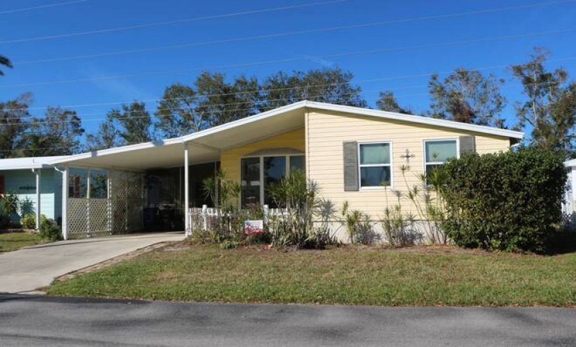 5935 Camelot Dr N, Sarasota, Florida 34233, 2 Bedrooms Bedrooms, ,2 BathroomsBathrooms,Mobile/manufactured,For Sale,Camelot Dr N,11601074