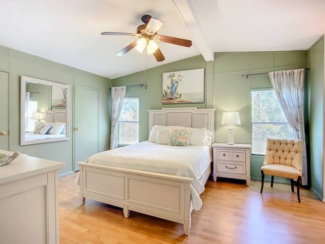 5951 Camelot Dr N, Sarasota, Florida 34233, 2 Bedrooms Bedrooms, ,2 BathroomsBathrooms,Mobile/manufactured,For Sale,Camelot Dr N,11603396