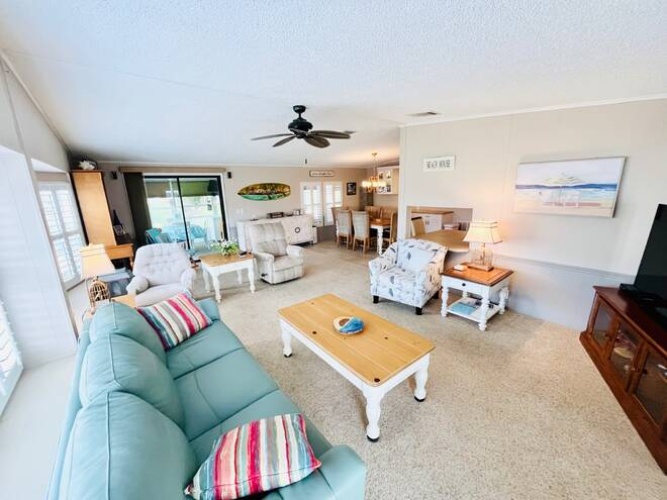 10048 Mission Hills Ct., North Fort Myers, Florida 33903, 2 Bedrooms Bedrooms, ,2 BathroomsBathrooms,Mobile/manufactured,For Sale,Mission Hills Ct.,11604438