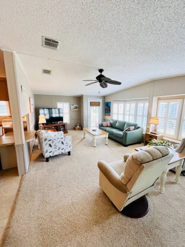 10048 Mission Hills Ct., North Fort Myers, Florida 33903, 2 Bedrooms Bedrooms, ,2 BathroomsBathrooms,Mobile/manufactured,For Sale,Mission Hills Ct.,11604438