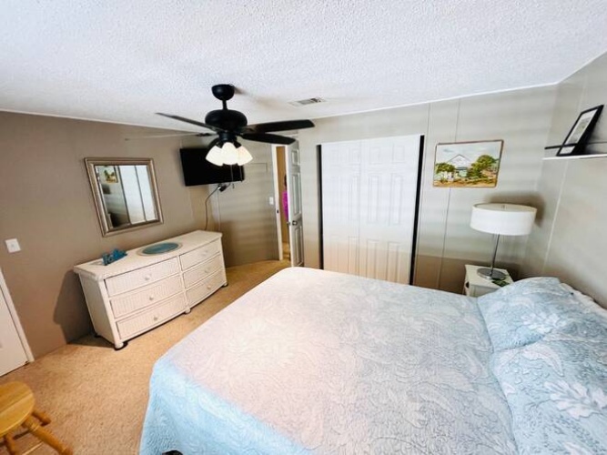 10048 Mission Hills Ct., North Fort Myers, Florida 33903, 2 Bedrooms Bedrooms, ,2 BathroomsBathrooms,Mobile/manufactured,For Sale,Mission Hills Ct.,11604438