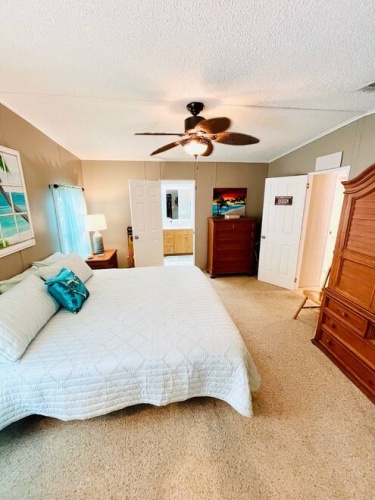 10048 Mission Hills Ct., North Fort Myers, Florida 33903, 2 Bedrooms Bedrooms, ,2 BathroomsBathrooms,Mobile/manufactured,For Sale,Mission Hills Ct.,11604438