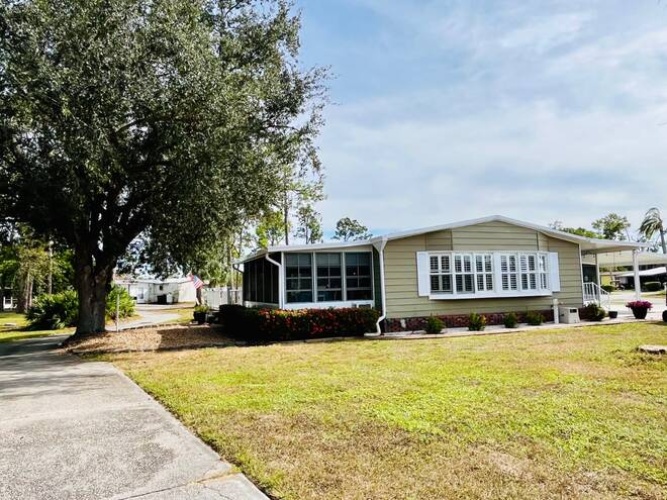 10048 Mission Hills Ct., North Fort Myers, Florida 33903, 2 Bedrooms Bedrooms, ,2 BathroomsBathrooms,Mobile/manufactured,For Sale,Mission Hills Ct.,11604438