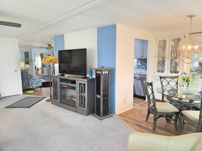 37 7th St West, Nokomis, Florida 34275, 2 Bedrooms Bedrooms, ,2 BathroomsBathrooms,Mobile/manufactured,For Sale,7th St West,11605371