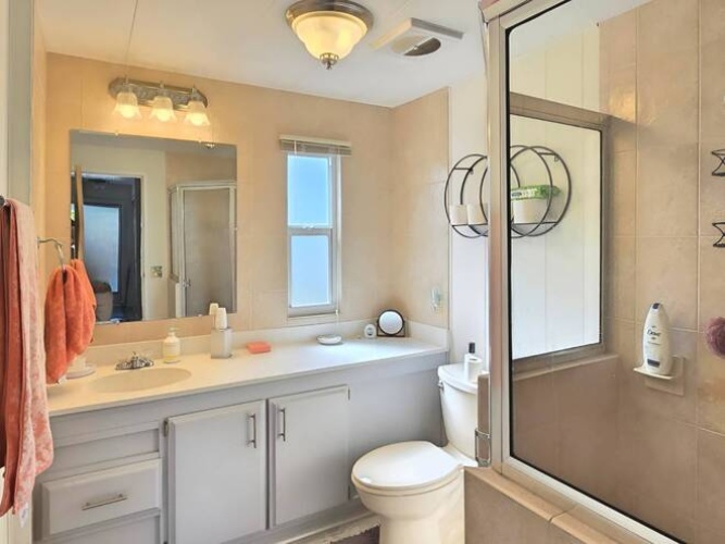 37 7th St West, Nokomis, Florida 34275, 2 Bedrooms Bedrooms, ,2 BathroomsBathrooms,Mobile/manufactured,For Sale,7th St West,11605371