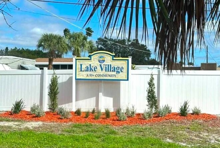 37 7th St West, Nokomis, Florida 34275, 2 Bedrooms Bedrooms, ,2 BathroomsBathrooms,Mobile/manufactured,For Sale,7th St West,11605371