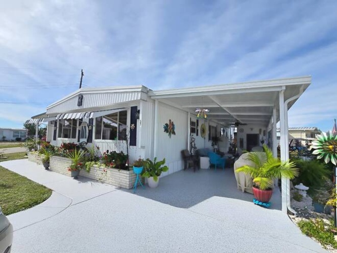 37 7th St West, Nokomis, Florida 34275, 2 Bedrooms Bedrooms, ,2 BathroomsBathrooms,Mobile/manufactured,For Sale,7th St West,11605371