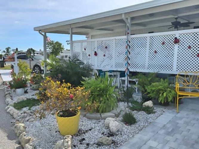 37 7th St West, Nokomis, Florida 34275, 2 Bedrooms Bedrooms, ,2 BathroomsBathrooms,Mobile/manufactured,For Sale,7th St West,11605371