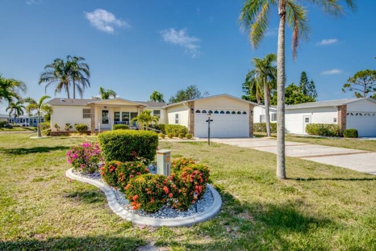 19852 GATOR CREEK CT., NORTH FORT MYERS, Florida 33903, 2 Bedrooms Bedrooms, ,2 BathroomsBathrooms,Mobile/manufactured,For Sale,GATOR CREEK CT.,11495720