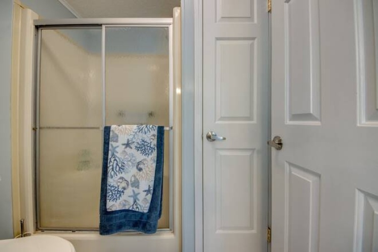 19852 GATOR CREEK CT., NORTH FORT MYERS, Florida 33903, 2 Bedrooms Bedrooms, ,2 BathroomsBathrooms,Mobile/manufactured,For Sale,GATOR CREEK CT.,11495720