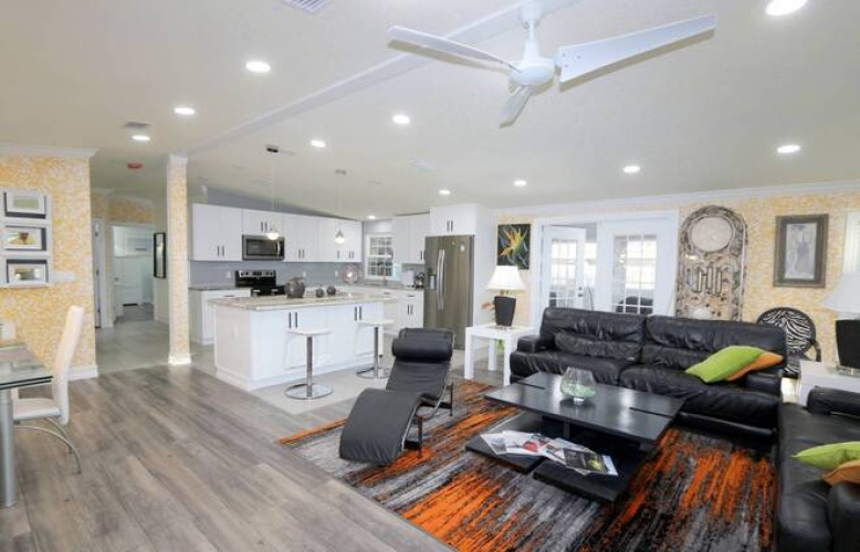 6411 Wakefield Ln, Sarasota, Florida 34241, 2 Bedrooms Bedrooms, ,2 BathroomsBathrooms,Mobile/manufactured,For Sale,Wakefield Ln,11607216