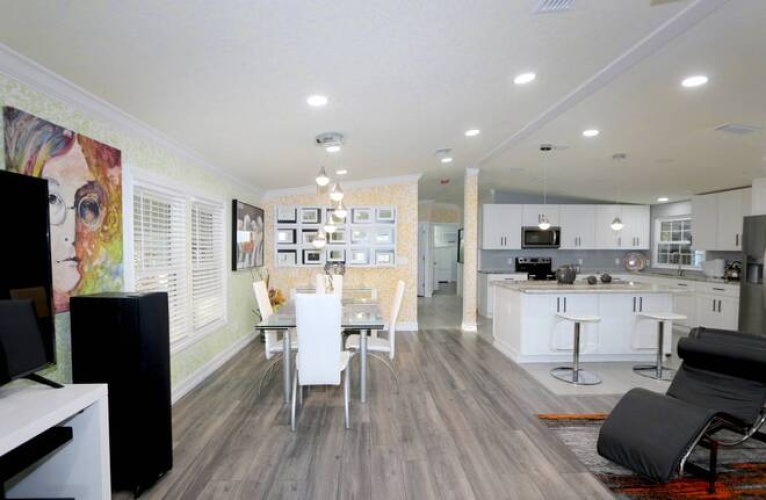 6411 Wakefield Ln, Sarasota, Florida 34241, 2 Bedrooms Bedrooms, ,2 BathroomsBathrooms,Mobile/manufactured,For Sale,Wakefield Ln,11607216