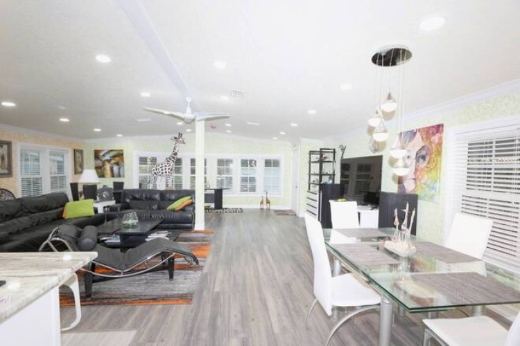 6411 Wakefield Ln, Sarasota, Florida 34241, 2 Bedrooms Bedrooms, ,2 BathroomsBathrooms,Mobile/manufactured,For Sale,Wakefield Ln,11607216