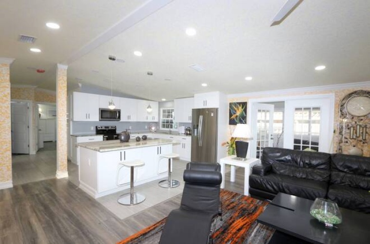 6411 Wakefield Ln, Sarasota, Florida 34241, 2 Bedrooms Bedrooms, ,2 BathroomsBathrooms,Mobile/manufactured,For Sale,Wakefield Ln,11607216