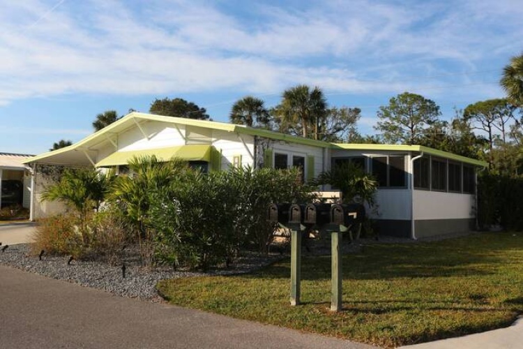 6411 Wakefield Ln, Sarasota, Florida 34241, 2 Bedrooms Bedrooms, ,2 BathroomsBathrooms,Mobile/manufactured,For Sale,Wakefield Ln,11607216