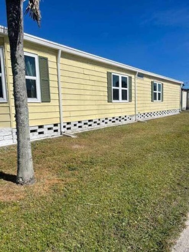 2692 NE HWY 70, Arcadia, Florida 34266, 2 Bedrooms Bedrooms, ,2 BathroomsBathrooms,Mobile/manufactured,For Sale,NE HWY 70,11606613