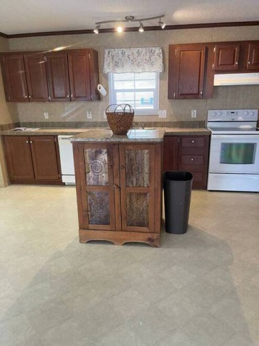 4810 NW HWY 72, Arcadia, Florida 34266, 2 Bedrooms Bedrooms, ,2 BathroomsBathrooms,Mobile/manufactured,For Sale,NW HWY 72,11487573