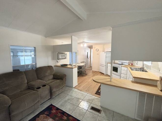 444 Osceola Ave, Frostproof, Florida 33843, 2 Bedrooms Bedrooms, ,2 BathroomsBathrooms,Mobile/manufactured,For Sale,Osceola Ave,11607671