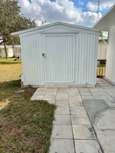 444 Osceola Ave, Frostproof, Florida 33843, 2 Bedrooms Bedrooms, ,2 BathroomsBathrooms,Mobile/manufactured,For Sale,Osceola Ave,11607671