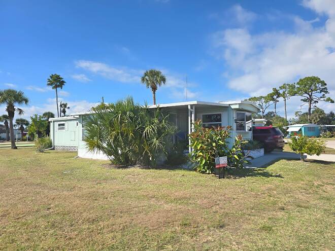 108 Circle Dr, Nokomis, Florida 34275, 2 Bedrooms Bedrooms, ,1 BathroomBathrooms,Mobile/manufactured,For Sale,Circle Dr,11608217
