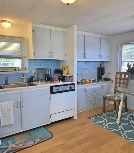 108 Circle Dr, Nokomis, Florida 34275, 2 Bedrooms Bedrooms, ,1 BathroomBathrooms,Mobile/manufactured,For Sale,Circle Dr,11608217