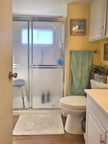 108 Circle Dr, Nokomis, Florida 34275, 2 Bedrooms Bedrooms, ,1 BathroomBathrooms,Mobile/manufactured,For Sale,Circle Dr,11608217