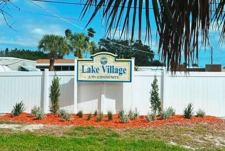 108 Circle Dr, Nokomis, Florida 34275, 2 Bedrooms Bedrooms, ,1 BathroomBathrooms,Mobile/manufactured,For Sale,Circle Dr,11608217