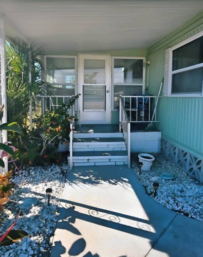 108 Circle Dr, Nokomis, Florida 34275, 2 Bedrooms Bedrooms, ,1 BathroomBathrooms,Mobile/manufactured,For Sale,Circle Dr,11608217