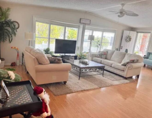 19430 SummerTree Ct., North Fort Myers, Florida 33903, 2 Bedrooms Bedrooms, ,2 BathroomsBathrooms,Mobile/manufactured,For Sale,SummerTree Ct.,11609119