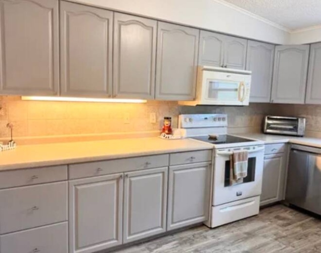 19430 SummerTree Ct., North Fort Myers, Florida 33903, 2 Bedrooms Bedrooms, ,2 BathroomsBathrooms,Mobile/manufactured,For Sale,SummerTree Ct.,11609119