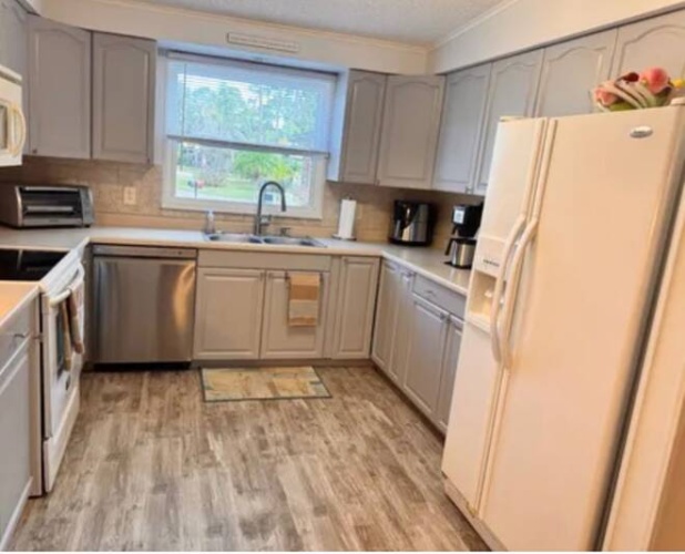 19430 SummerTree Ct., North Fort Myers, Florida 33903, 2 Bedrooms Bedrooms, ,2 BathroomsBathrooms,Mobile/manufactured,For Sale,SummerTree Ct.,11609119