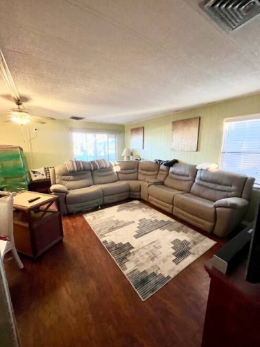 46 Quiche Ct., Fort Myers, Florida 33908, 2 Bedrooms Bedrooms, ,2 BathroomsBathrooms,Mobile/manufactured,For Sale,Quiche Ct.,11609155