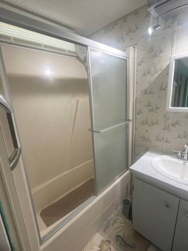 1640 S Scenic Hwy, Frostproof, Florida 33843, 2 Bedrooms Bedrooms, ,2 BathroomsBathrooms,Mobile/manufactured,For Sale,S Scenic Hwy,11488760