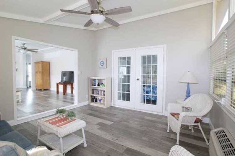 5421 Seven Oaks Dr, Sarasota, Florida 34241, 2 Bedrooms Bedrooms, ,2 BathroomsBathrooms,Mobile/manufactured,For Sale,Seven Oaks Dr,11610650