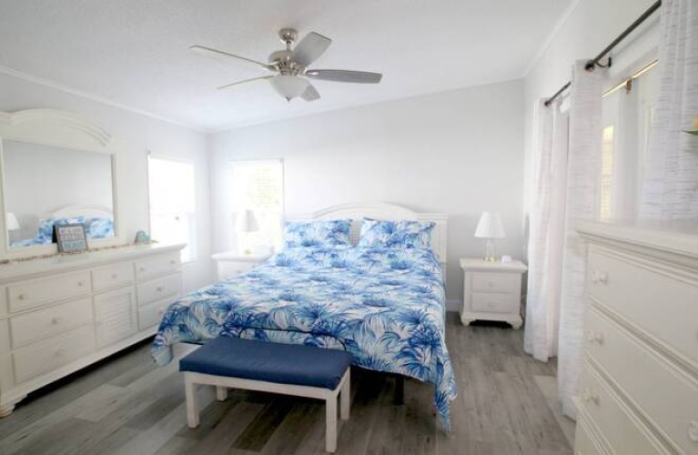 5421 Seven Oaks Dr, Sarasota, Florida 34241, 2 Bedrooms Bedrooms, ,2 BathroomsBathrooms,Mobile/manufactured,For Sale,Seven Oaks Dr,11610650