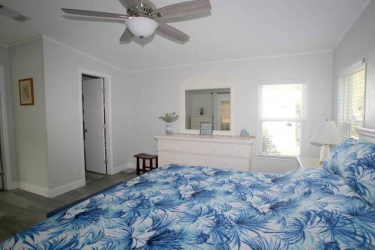 5421 Seven Oaks Dr, Sarasota, Florida 34241, 2 Bedrooms Bedrooms, ,2 BathroomsBathrooms,Mobile/manufactured,For Sale,Seven Oaks Dr,11610650