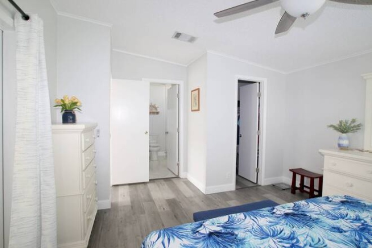 5421 Seven Oaks Dr, Sarasota, Florida 34241, 2 Bedrooms Bedrooms, ,2 BathroomsBathrooms,Mobile/manufactured,For Sale,Seven Oaks Dr,11610650