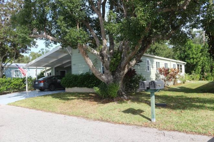 5421 Seven Oaks Dr, Sarasota, Florida 34241, 2 Bedrooms Bedrooms, ,2 BathroomsBathrooms,Mobile/manufactured,For Sale,Seven Oaks Dr,11610650