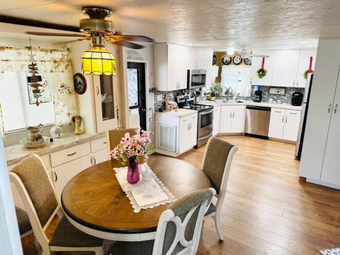 19288 Cedar Crest Ct., North Fort Myers Fl., Florida 33903, 2 Bedrooms Bedrooms, ,2 BathroomsBathrooms,Mobile/manufactured,For Sale,Cedar Crest Ct.,11504525