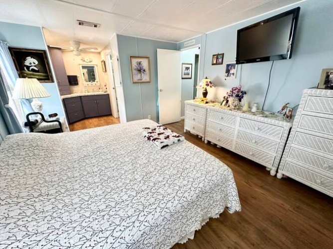 19288 Cedar Crest Ct., North Fort Myers Fl., Florida 33903, 2 Bedrooms Bedrooms, ,2 BathroomsBathrooms,Mobile/manufactured,For Sale,Cedar Crest Ct.,11504525