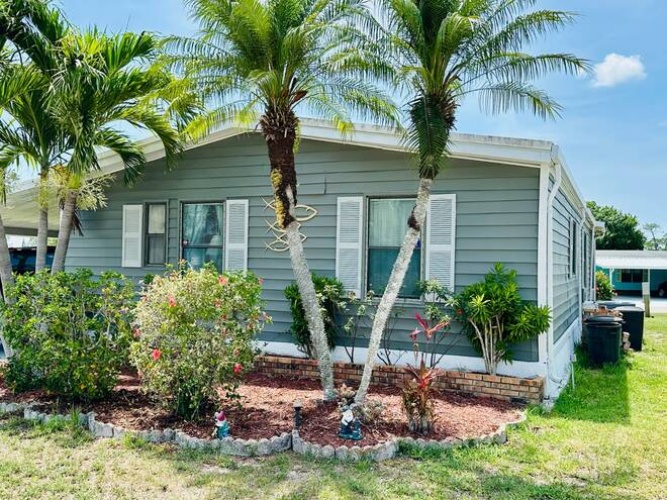 19288 Cedar Crest Ct., North Fort Myers Fl., Florida 33903, 2 Bedrooms Bedrooms, ,2 BathroomsBathrooms,Mobile/manufactured,For Sale,Cedar Crest Ct.,11504525