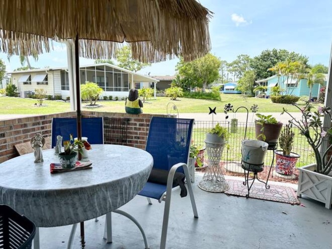 19288 Cedar Crest Ct., North Fort Myers Fl., Florida 33903, 2 Bedrooms Bedrooms, ,2 BathroomsBathrooms,Mobile/manufactured,For Sale,Cedar Crest Ct.,11504525