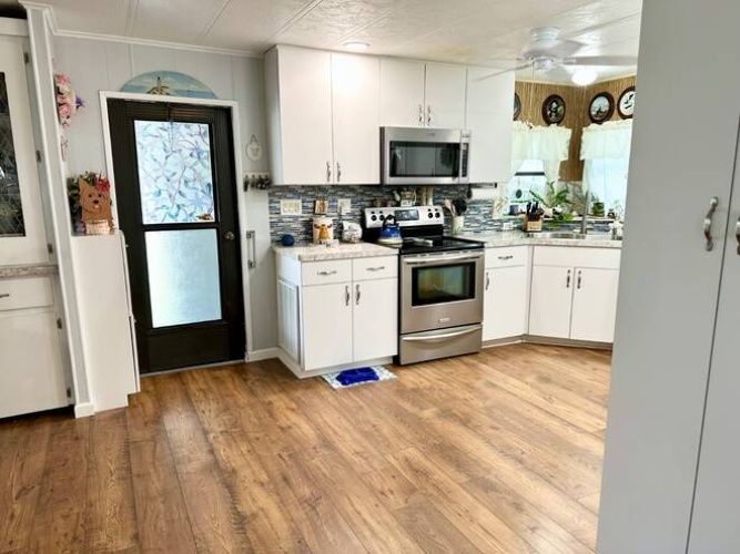 19288 Cedar Crest Ct., North Fort Myers Fl., Florida 33903, 2 Bedrooms Bedrooms, ,2 BathroomsBathrooms,Mobile/manufactured,For Sale,Cedar Crest Ct.,11504525