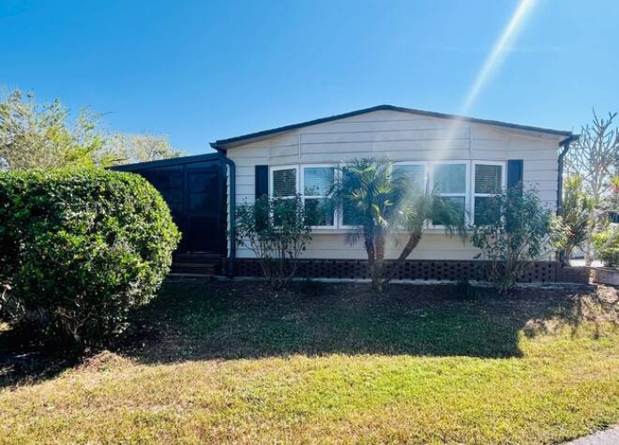 9813 Spyglass Ct., North Fort Myers, Florida 33903, 2 Bedrooms Bedrooms, ,2 BathroomsBathrooms,Mobile/manufactured,For Sale,Spyglass Ct.,11611656