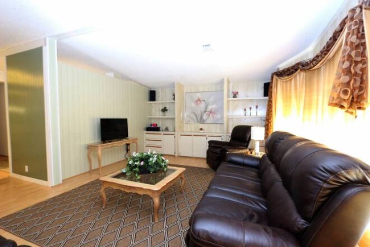 5283 Camelot Dr E, Sarasota, Florida 34233, 2 Bedrooms Bedrooms, ,2 BathroomsBathrooms,Mobile/manufactured,For Sale,Camelot Dr E,11611761